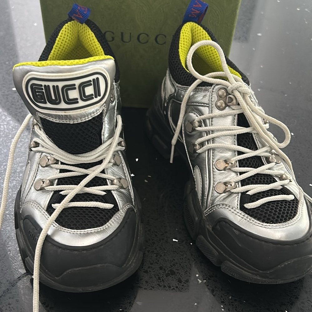 Gucci athletic shoes - Picture 2 of 13